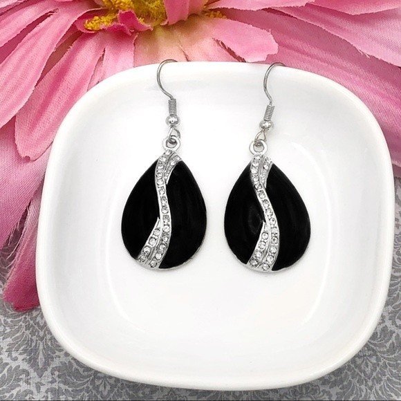 🌼 Black Teardrop Rhinestone Fancy Dangle Earrings - Picture 1 of 2